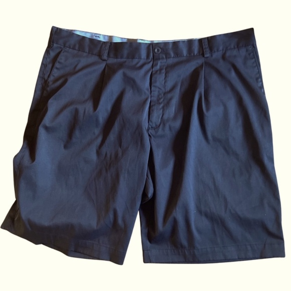 Nike‎ Golf Tour Performance Dri-Fit black shorts size 40